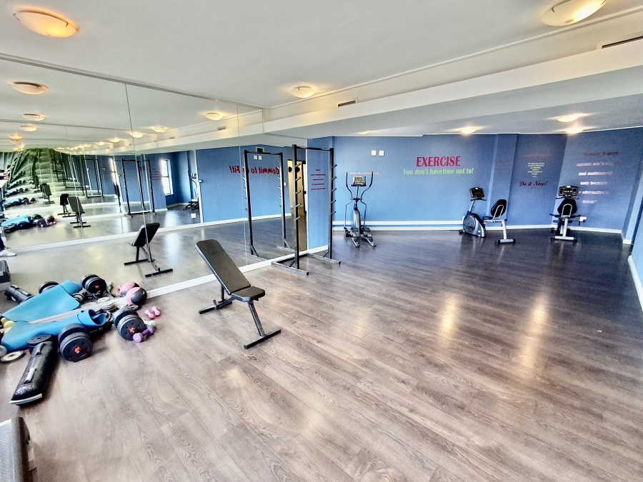 1 Bedroom Property for Sale in Royal Ascot Western Cape